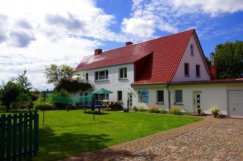 Bergen auf Ruegen Apartment | Escape to Beautiful Rügen Island - Child-Friendly Retreat