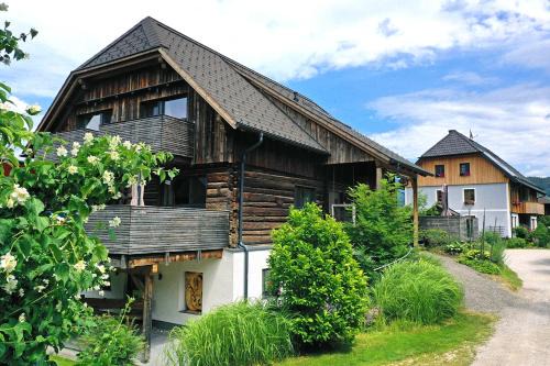 Falkenburg Apartment | Experience a Unique Stay at Urlaub im Stall - Agromilia