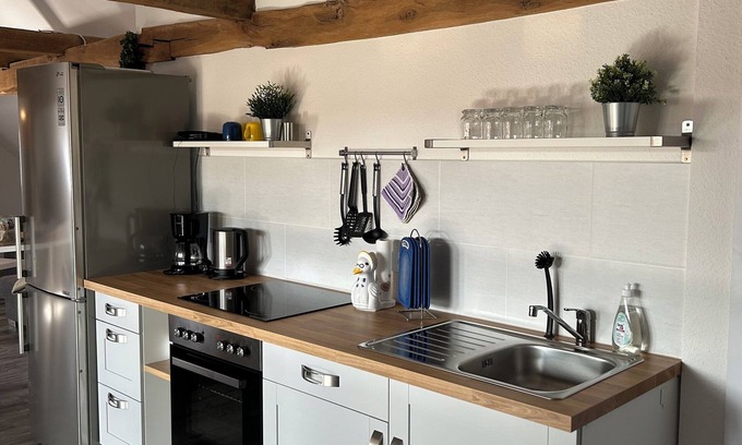 Bad Wildungen Apartment | Charming Getaway with Kitchen & Pet-Friendly Amenities