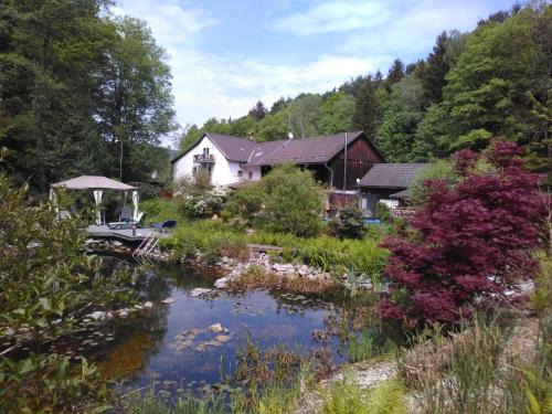 Schoellnach House | Relaxing Getaway at Urlaubspension Die Mühle with Ocean View