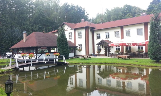 Jastrowie Bed & Breakfast | Discover Uroczysko: Family-Friendly with Pool & Hot Tub