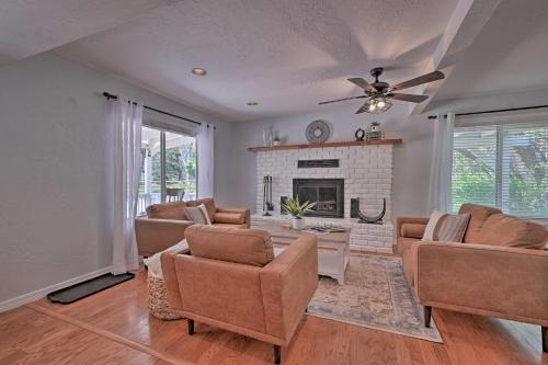 Whispering Pines House | Inviting Whispering Pines Home Steps from Scenic Hikes