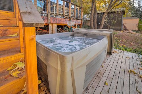 Payson House | Waterfront Payson Retreat with Private Hot Tub & Deck