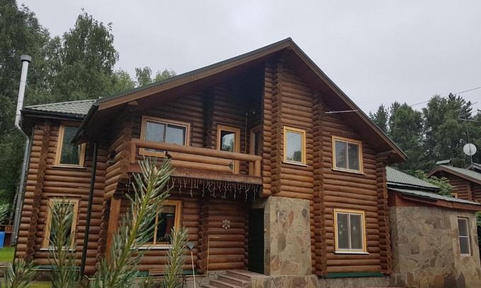 Ilyinskoye House | Guest Rated 10/10 at Usadba Osechenki: Pet-Friendly Escape