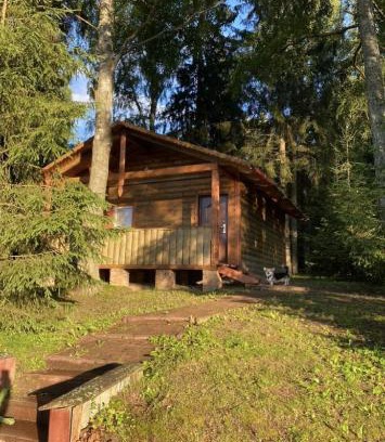 Shchekoldino House | Relax at Usadba Zaprudnevo with a Refreshing Hot Tub