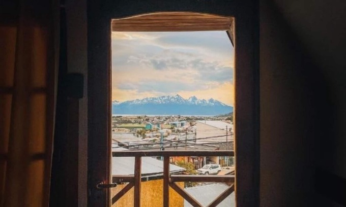 Province of Tierra del Fuego Cabin | Discover the Comfort of Ushuaia Magnifica with Spa & Breakfast
