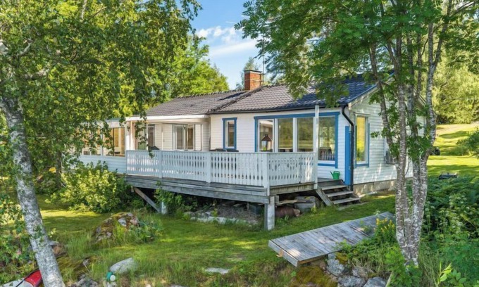 Nora House | Oceanfront Escape at Uskeboda by Interhome - 9.6 Rating!