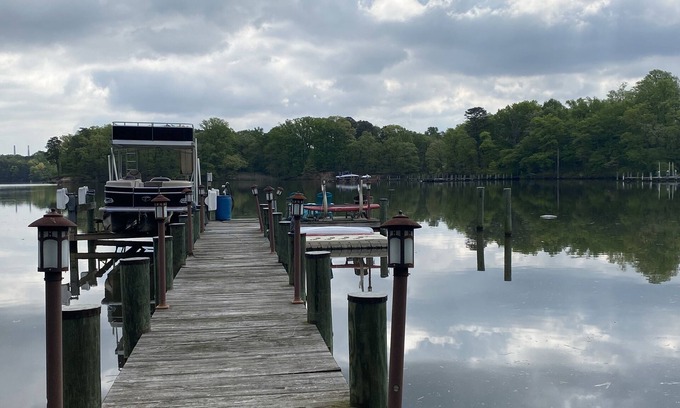 Glen Burnie House | Serene Waterfront Retreat Minutes from Baltimore, MD