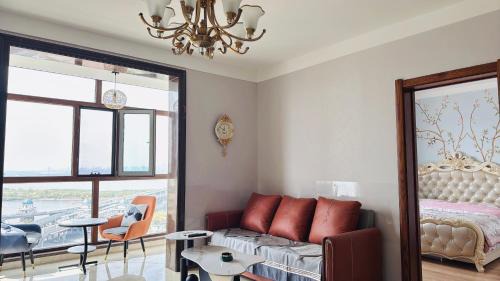 Dao Li Apartment | Discover Utopia Apartment: Family-Friendly with Breakfast
