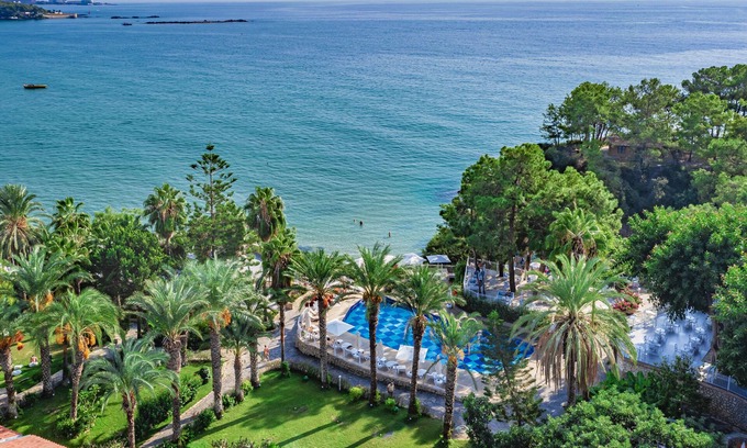 Alanya Hotel | Explore Utopia Beach Club: 4-Star Ocean View Retreat