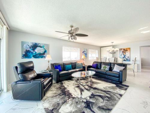 Crescent Beach House | Beachfront Retreat at Bluewater Keyes with Private Pool