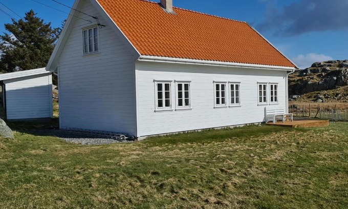 Utsira House | Top-Rated Utsira Overnatting - Oceanfront Family Stay