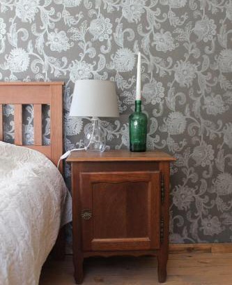 Mustvee House | Discover Väike-Pällo Holiday Home with Oceanfront Charm