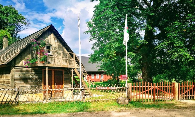 Pidula Resort | Pet-Friendly Värava Farm: 9/10 Rated Comfort & Amenities