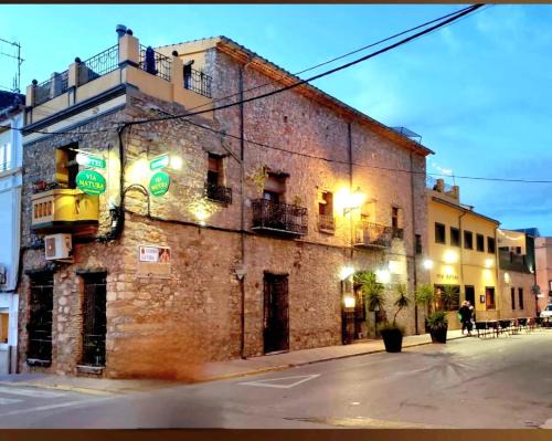 Cabanes Hotel | VÍA NATURA: Guest-Rated Rural Dining Experience
