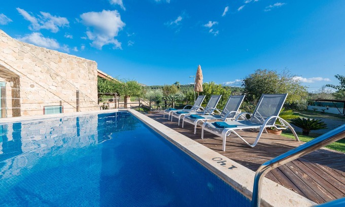 Alcudia Villa | Inviting Villa with Pool, Ocean View & 10/10 Guest Rating