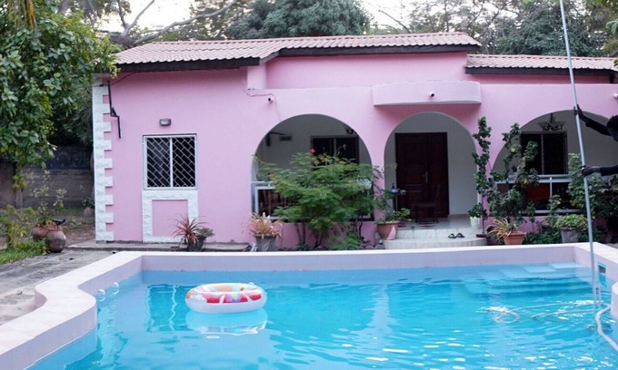 Sanyang House | Villa Amaranth: Perfect Garden Retreat for Groups of 6
