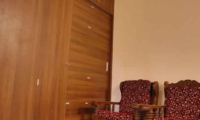 Toli Chowki Apartment | Comfortable V.K.S Service Apartment 2 for Your Stay