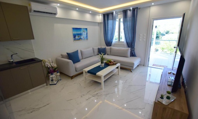 Toroni Apartment | Oceanview 4-Star Vista Suites in Toroni, Halkidiki