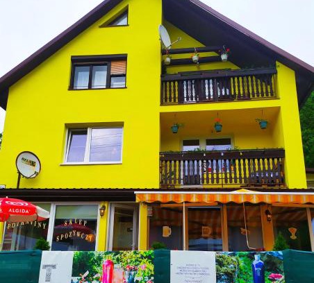 Lesnica House | Discover Comfort at Ubytovanie Pieniny with Family Amenities