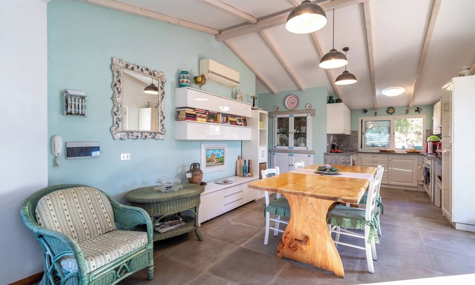 Trinita d'Agultu e Vignola House | Relaxing Stay at "Statzu Butzu" with Ocean View & Terrace