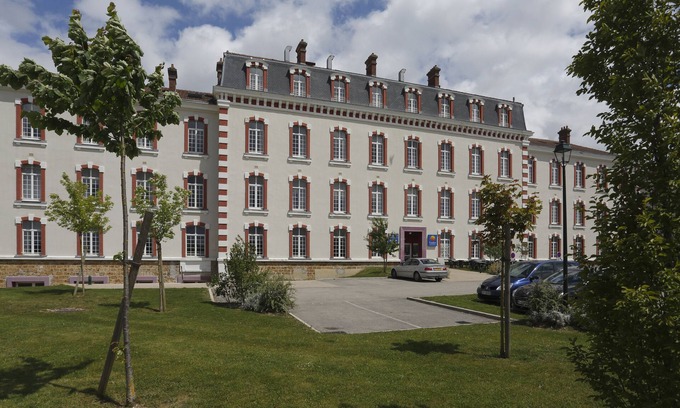 Epernay House | Pet Friendly Stay at Vacancéole - Les Demeures Champenoises