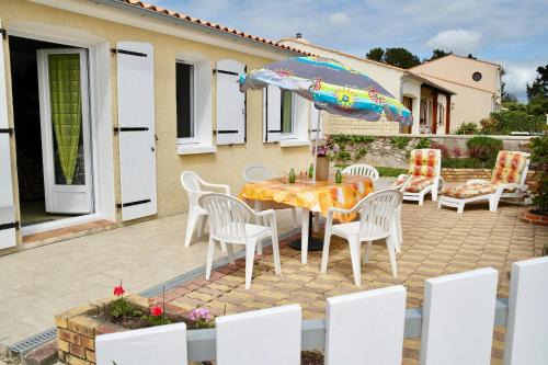 Brem Sur Mer House | Rejuvenating Family Getaways at Brem-sur-Mer, 5-Star Stay