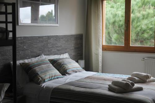 Cassia House | Comfortable VACANZA a CASA: Breakfast & Family-Friendly Fun