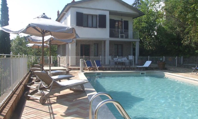Val Canina Apartment | Idyllic Getaway: Vacanze Toscane In The Country, 4-Star Stay