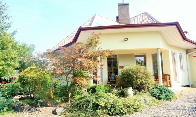 Karwienskie Bloto Drugie House | Cozy Vacation Home with Oceanfront Views and Pool Access