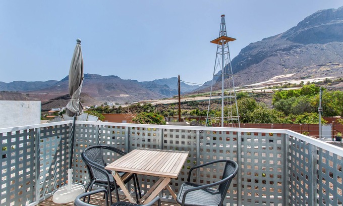 La Aldea de San Nicolas House | Vacation Home 'El Blanquizal A' with Mountain View, Wi-Fi and Air Conditioning