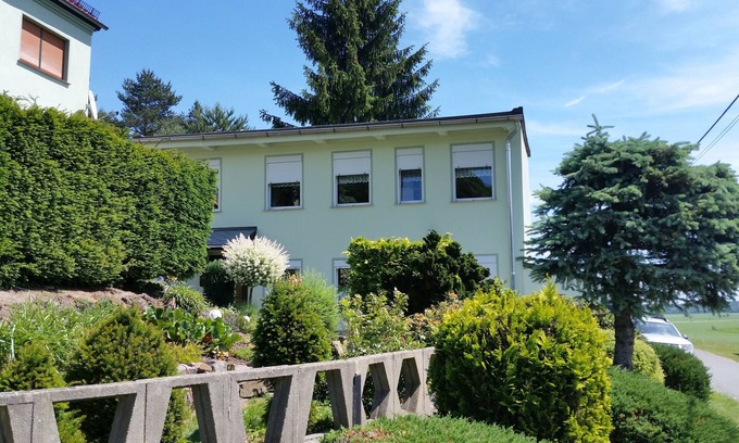 Bad Schmiedeberg Apartment | Cozy Accommodation with Pool in Bad Schmiedeberg Dübener Heide