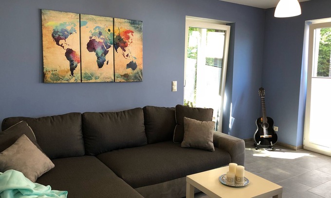 Butjadingen Apartment | Top-Rated Vacation Apartment Wattwurm by the Harbor
