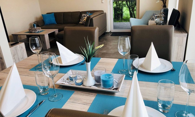 Fedderwardersiel Apartment | Beachfront Seeigel Apartment with Sauna & Ocean Views