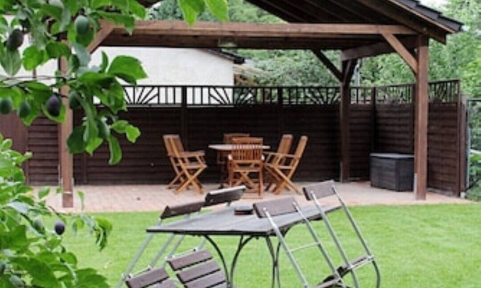 Zutzen Apartment | Guest Rated 9.8: Apartment 'Cherry' with Ocean View & Pool