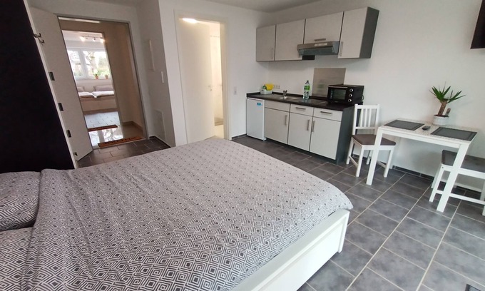 Fischbach Apartment | Cozy Apartment for 3 with Ocean View in Friedrichshafen