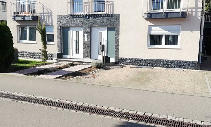 Waggershausen Apartment | Central Vacation Apartment with Spa and Hot Tub Amenities
