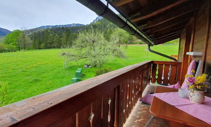 Winkl Apartment | Family-Friendly Watzmann Vacation Apartment for 4 Guests