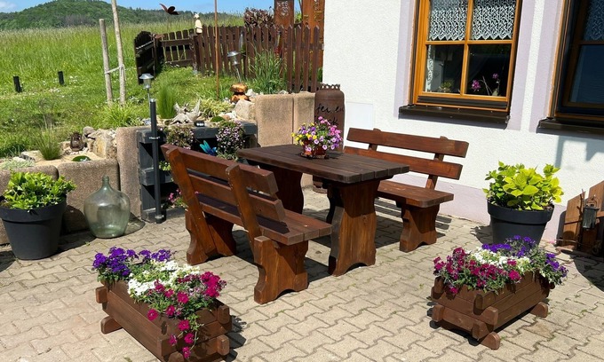 Pruhl Apartment | Tranquil Stay in Steigerwald with Pool & Pet-Friendly Options