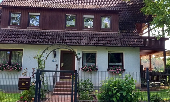Oberscheinfeld House | Ideal Vacation Apartment "Waldblick" in Steigerwald