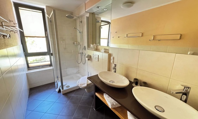 Berchtesgaden Apartment | Cozy Obersalzberg Retreat with Pool & Spa for Couples