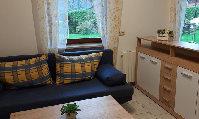Obing Apartment | Family-Friendly Ground Floor Apartment Near Chiemsee