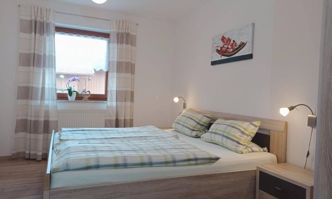 Kollnburg Apartment | Inviting Vacation Apartment with Balconies and Pool Access