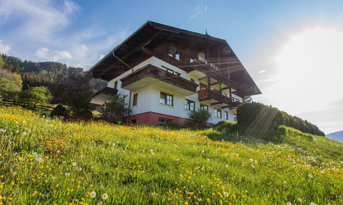 Schladming Apartment | Spacious Vacation Apartment for 7 Guests in Schladming