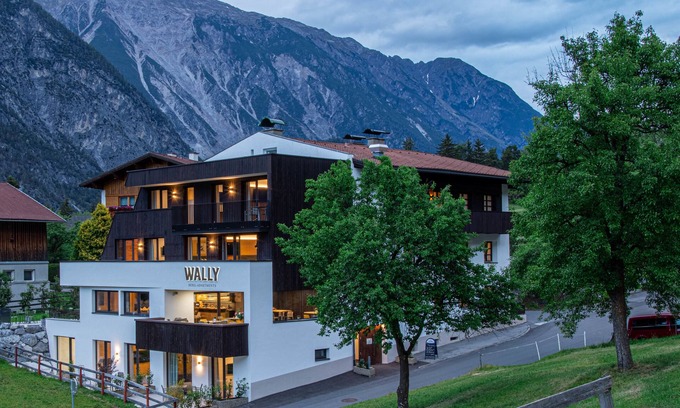 Rifenal Apartment | Ideal Apartment for 4 Guests in Zammerberg - 10/10 Rated