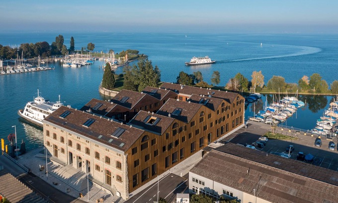 Romanshorn Apartment | Oceanfront Apartment for 4 Guests in Romanshorn