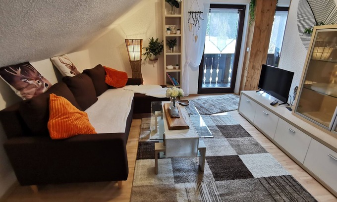 Neuschoenau Apartment | Spacious Apartment for 6 Guests in Neuschönau