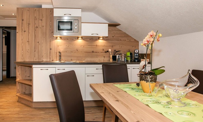Kaunertal Apartment | Spacious Kaunertal Apartment for 6 with Pool & Pet Access