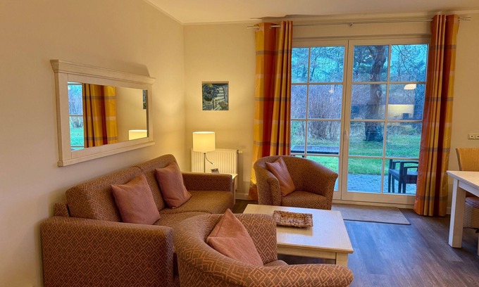 Neuhaus Apartment | Cozy Apartment for Two with Ocean Views in Dierhagen