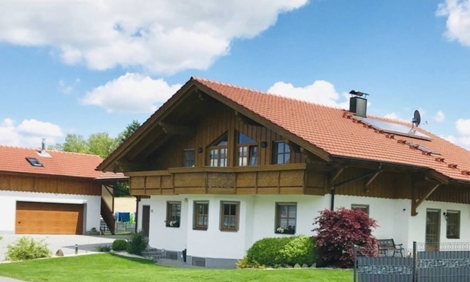 Lindenau Apartment | Cozy Apartment for 2 Guests with Kitchen in Achslach